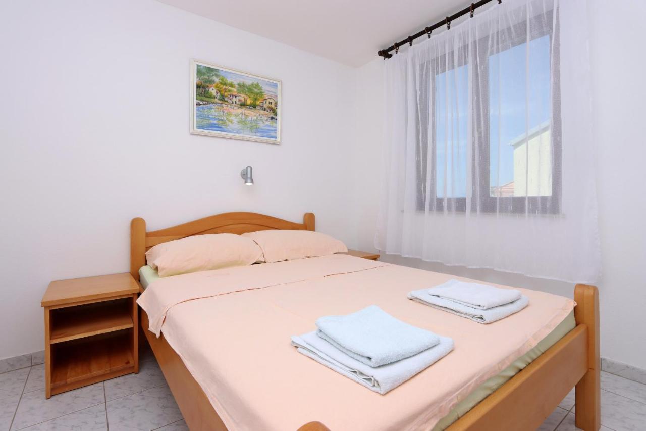Apartments And Rooms With Parking Space Selce, Crikvenica - 2362 Bagian luar foto