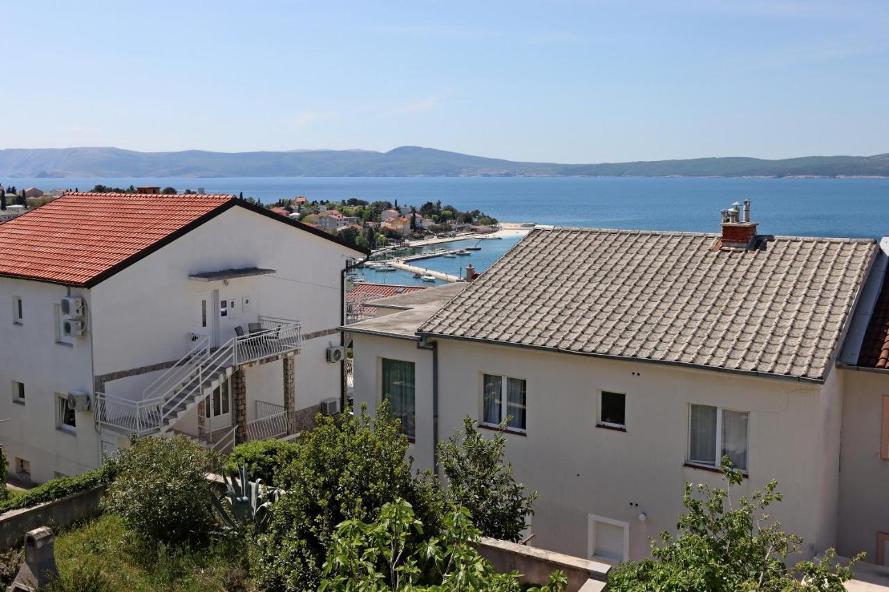 Apartments And Rooms With Parking Space Selce, Crikvenica - 2362 Bagian luar foto