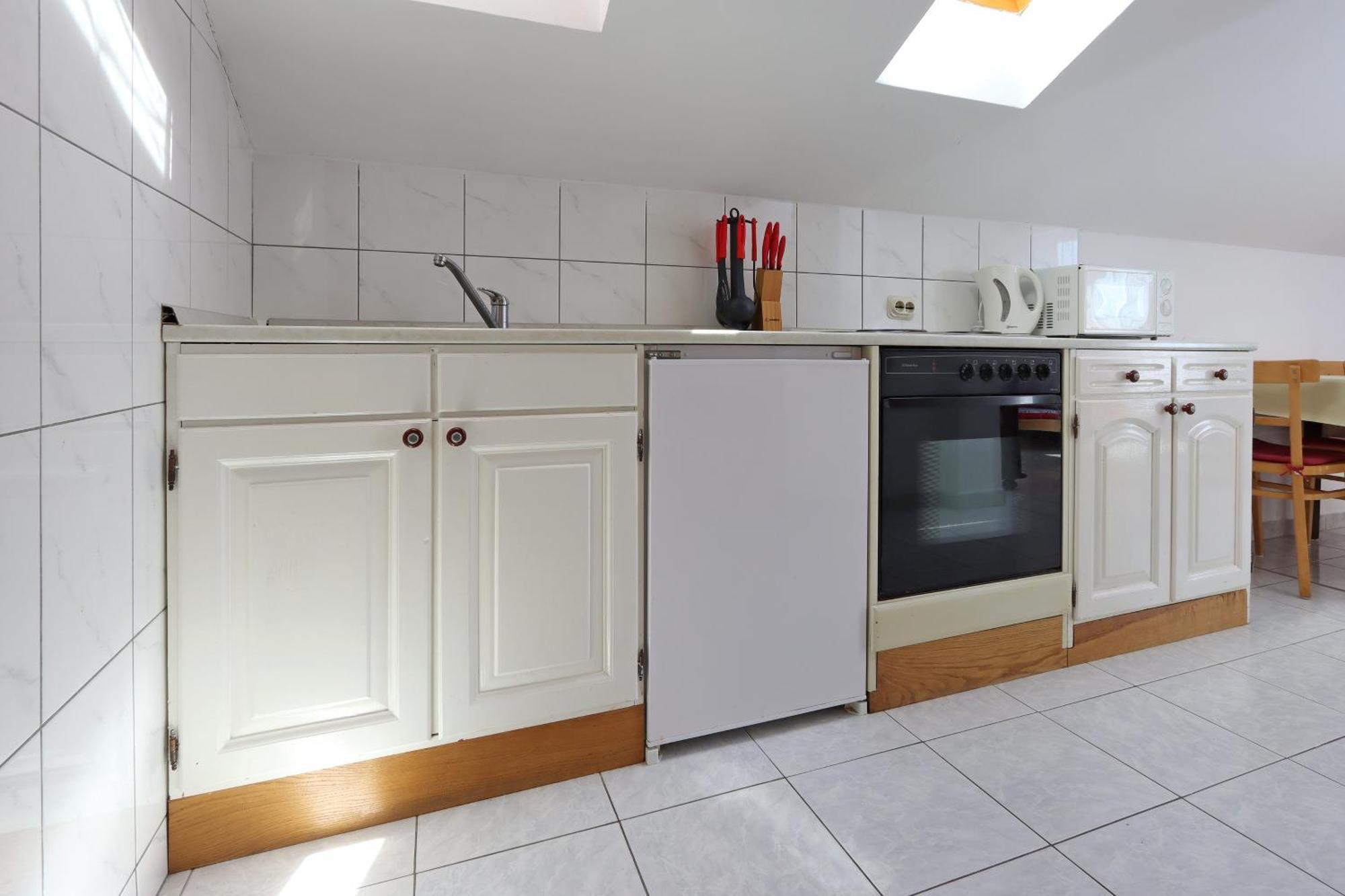 Apartments And Rooms With Parking Space Selce, Crikvenica - 2362 Ruang foto